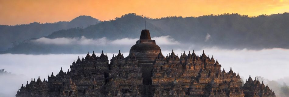 Sejarah & Filosofi Tempat Suci Nusantara